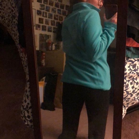 THE NORTH FACE Fleece Quarter Zip (petite small) - Picture 9 of 9